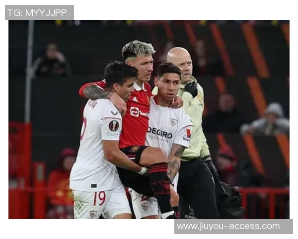 德甲激战曼联与里昂互交白卷乌龙球瞬间点燃全场气氛